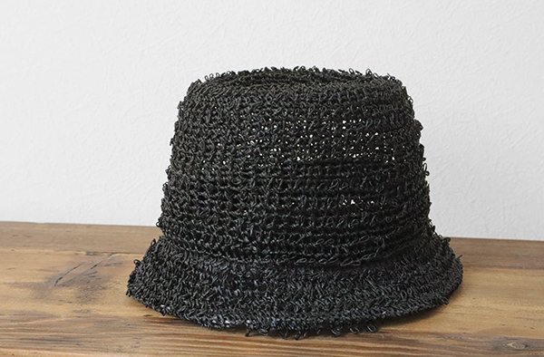 【送料無料 50%OFF 新品】HICOSAKA ◆ Pile Straw Bucket Hat ストローハット 黒 バケットハット ヒコサカ ◆23-H305拍卖