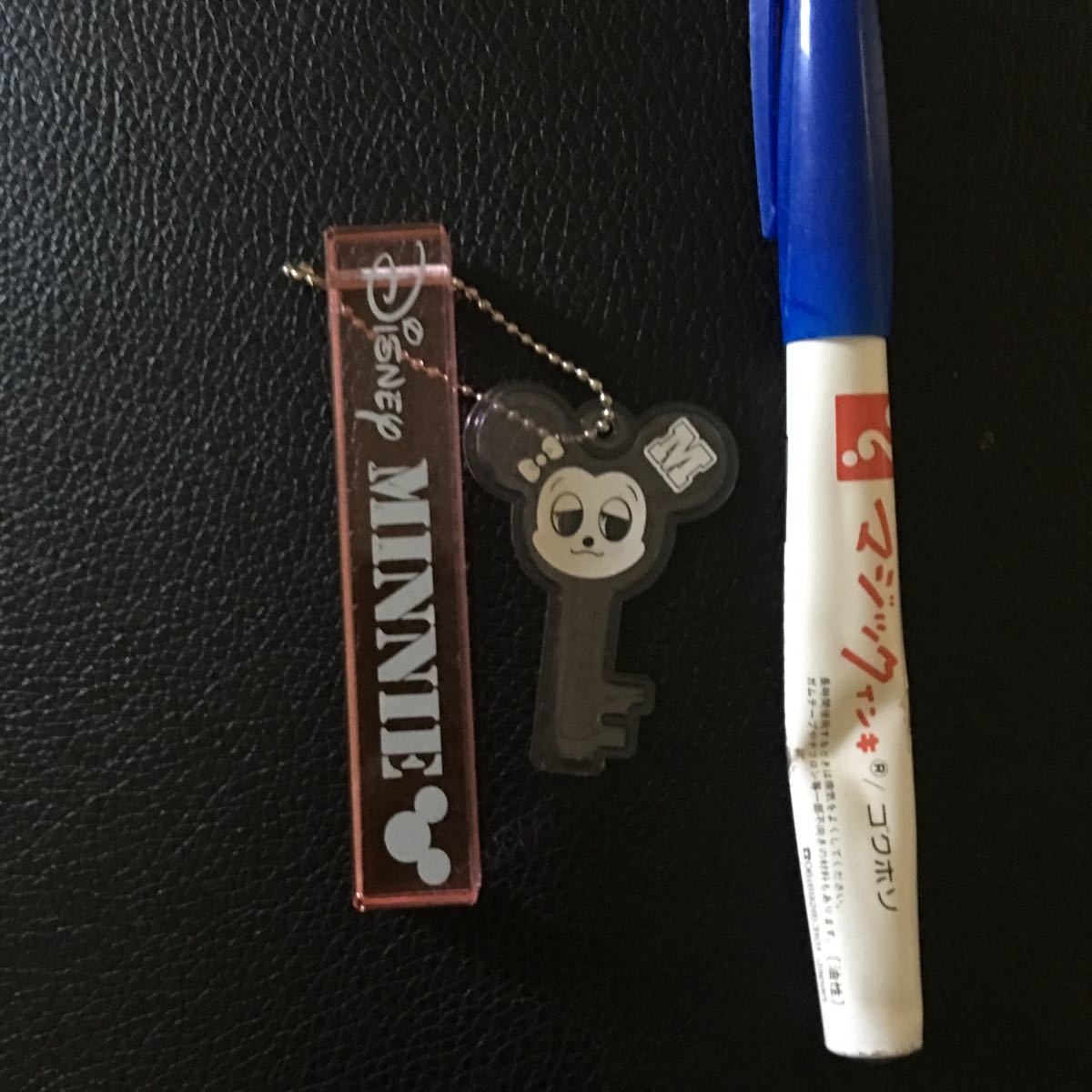ディズニー、ミニーマウス、棒のキーホルダー拍卖