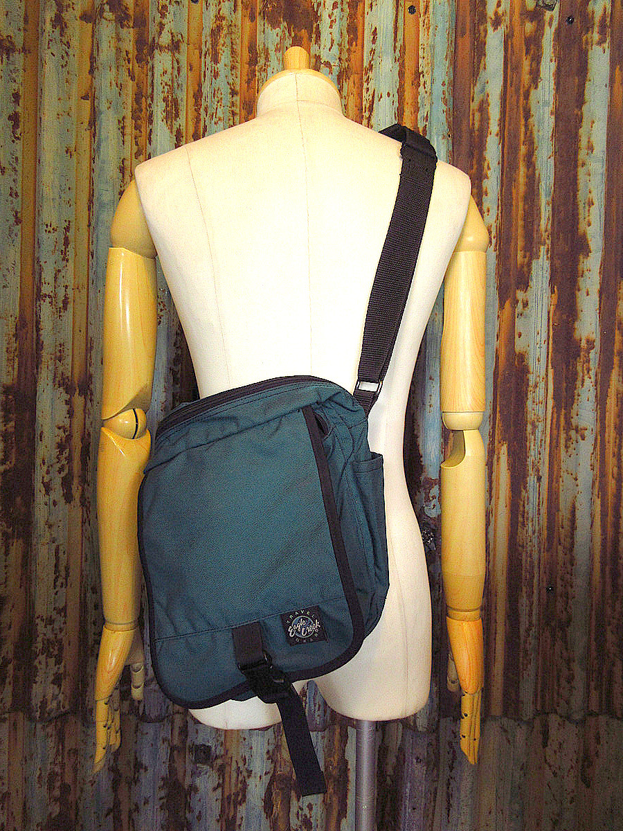 ビンテージ90’s●Eagle Creekナイロンショルダーバッグ緑●240805k6-bag-shd 1990sアウトドア鞄ファニーパックイーグルクリーク拍卖
