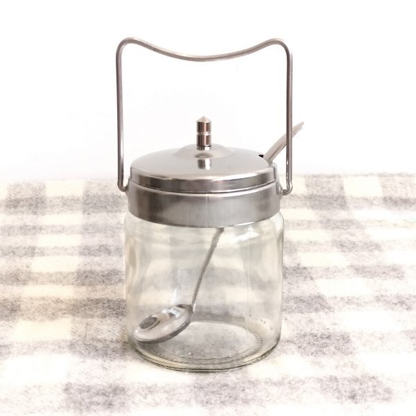 新品&即決◎ふたと持ち手のある調味料入れ(ガラス)スプーン付き拍卖