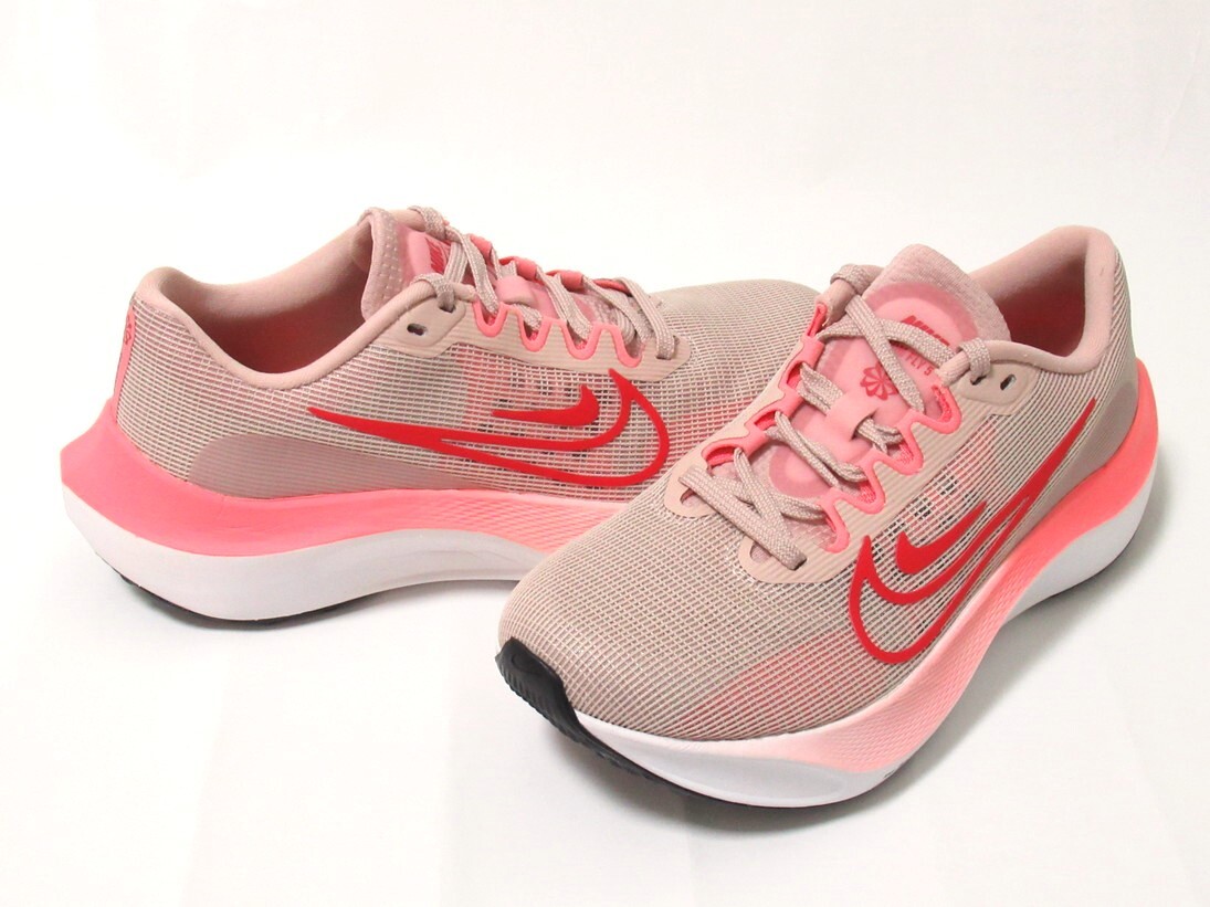 NIKE WMNS ZOOM FLY 5 ピンク レッド 23.5cm ナイキ ズーム フライ ランニング トレーニング ベージュ DM8974-600拍卖