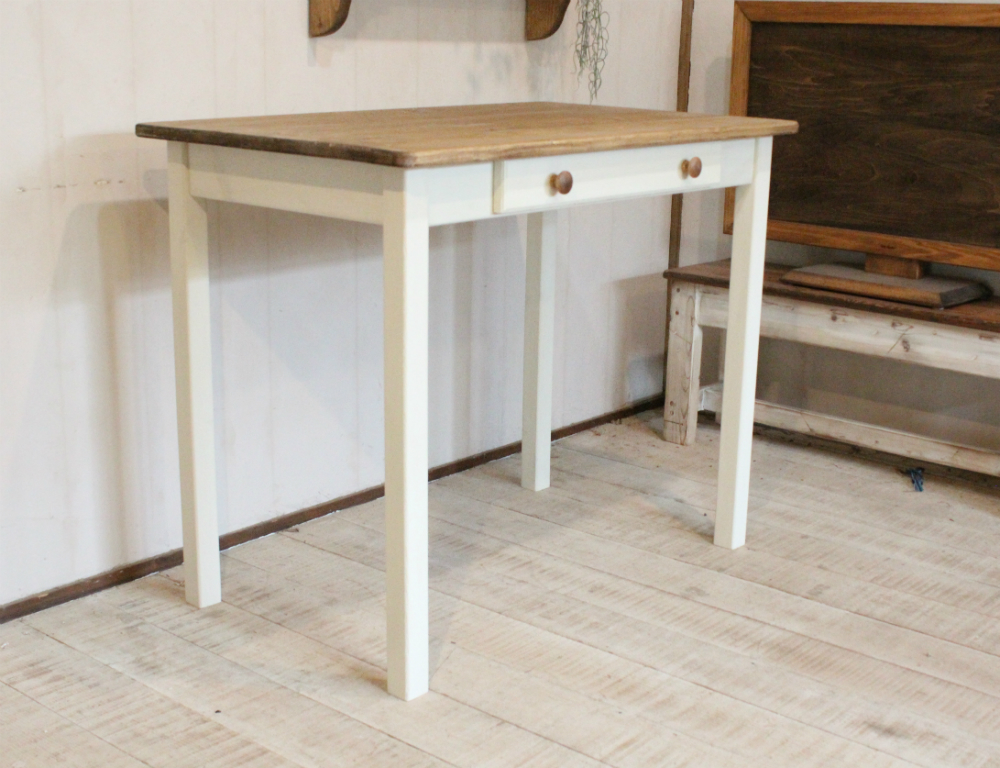 シャビーな1ドロワカントリーデスク 作業台 拍卖
