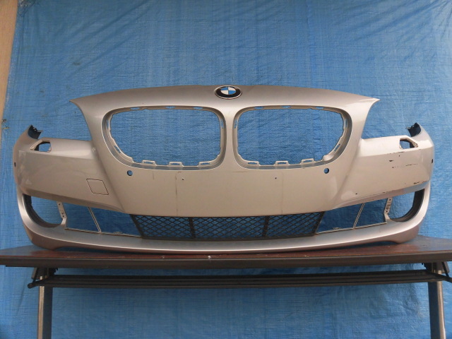 AF510 BMW F10 F11 5シリーズ フロントバンパー シルバー拍卖