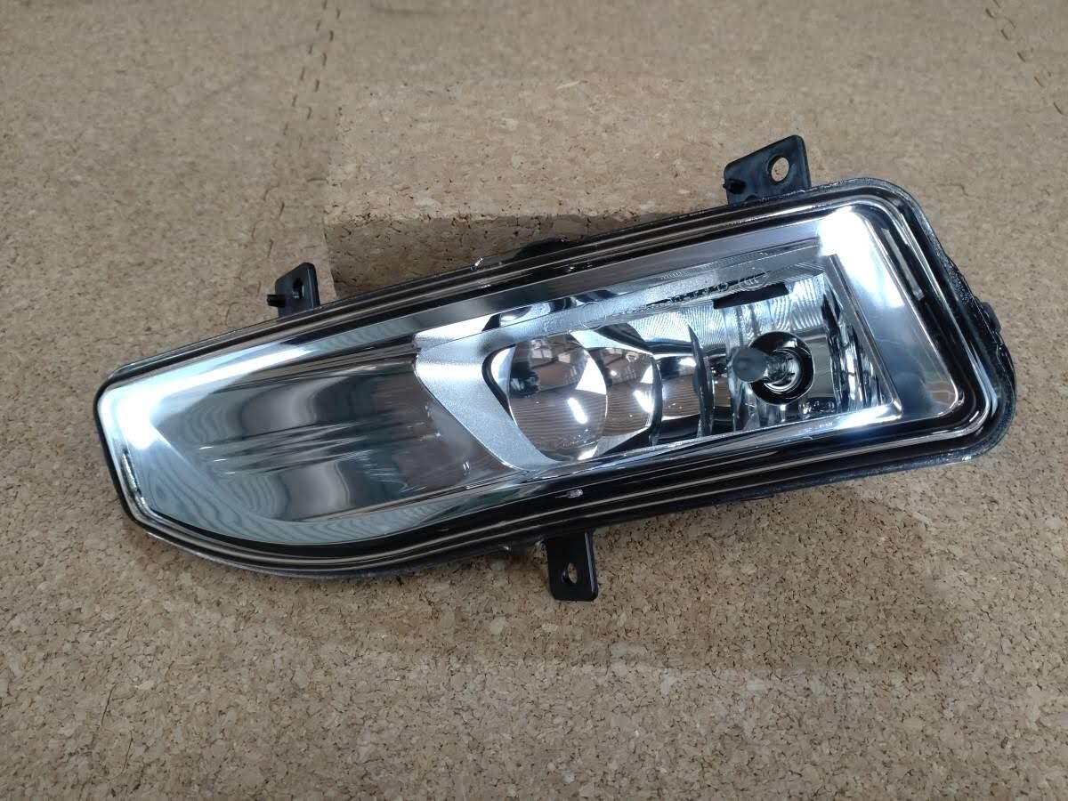 ●未使用 日産 C27 セレナ 純正 フォグランプ レンズ ASSY 左右セット★ NISSAN Fog lamp assembly right, Left拍卖