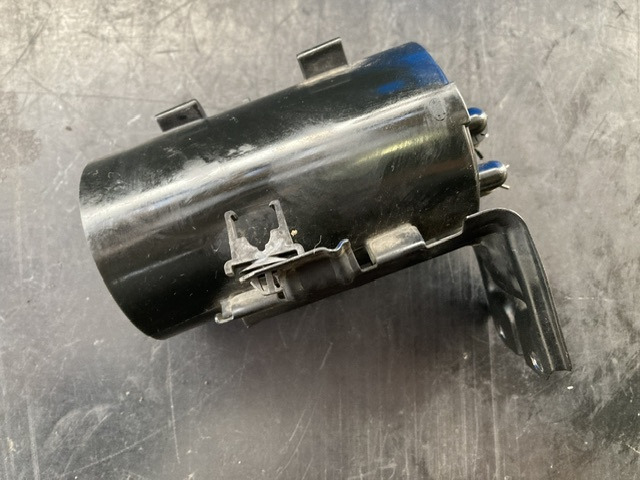 ●未使用 日産 C35 ローレル 純正 エバポレーティブ エミッション キャニスター NISSAN Evaporative Emission Canister拍卖