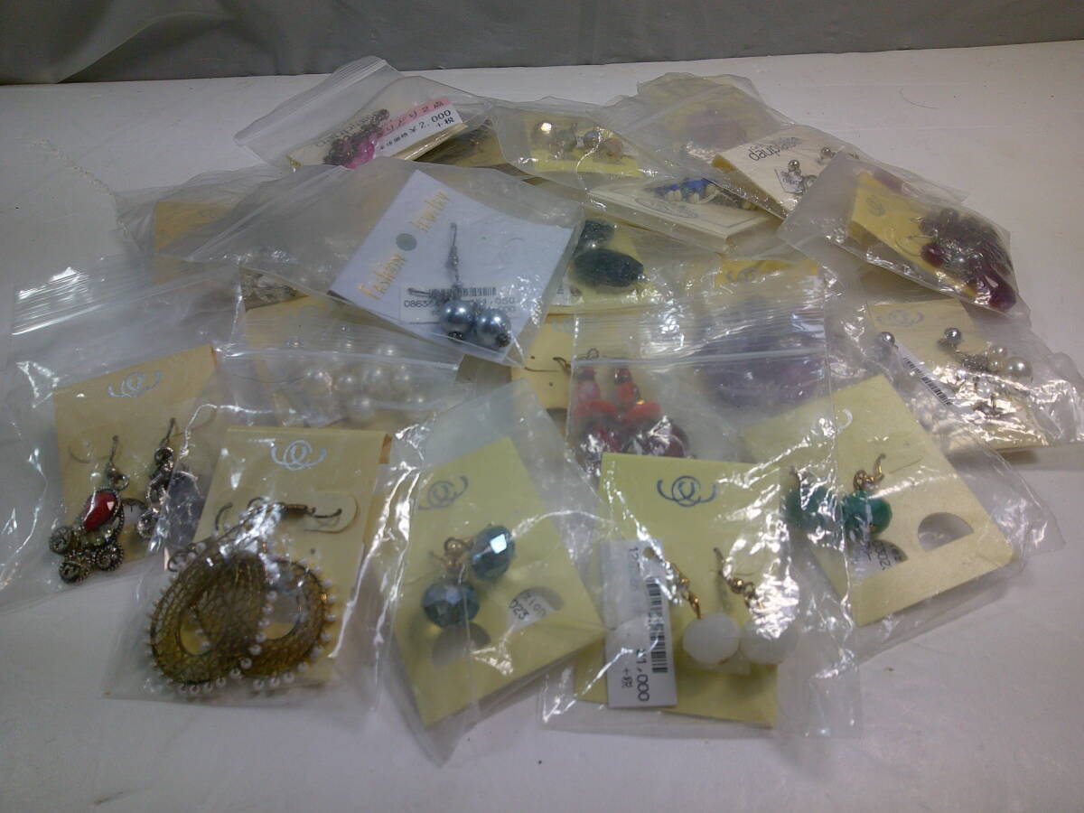 未使用 フックピアス スタッドピアス 20個 まとめて セット アクセサリー カワイイ イミテーション アジアン 揺れる 大量拍卖