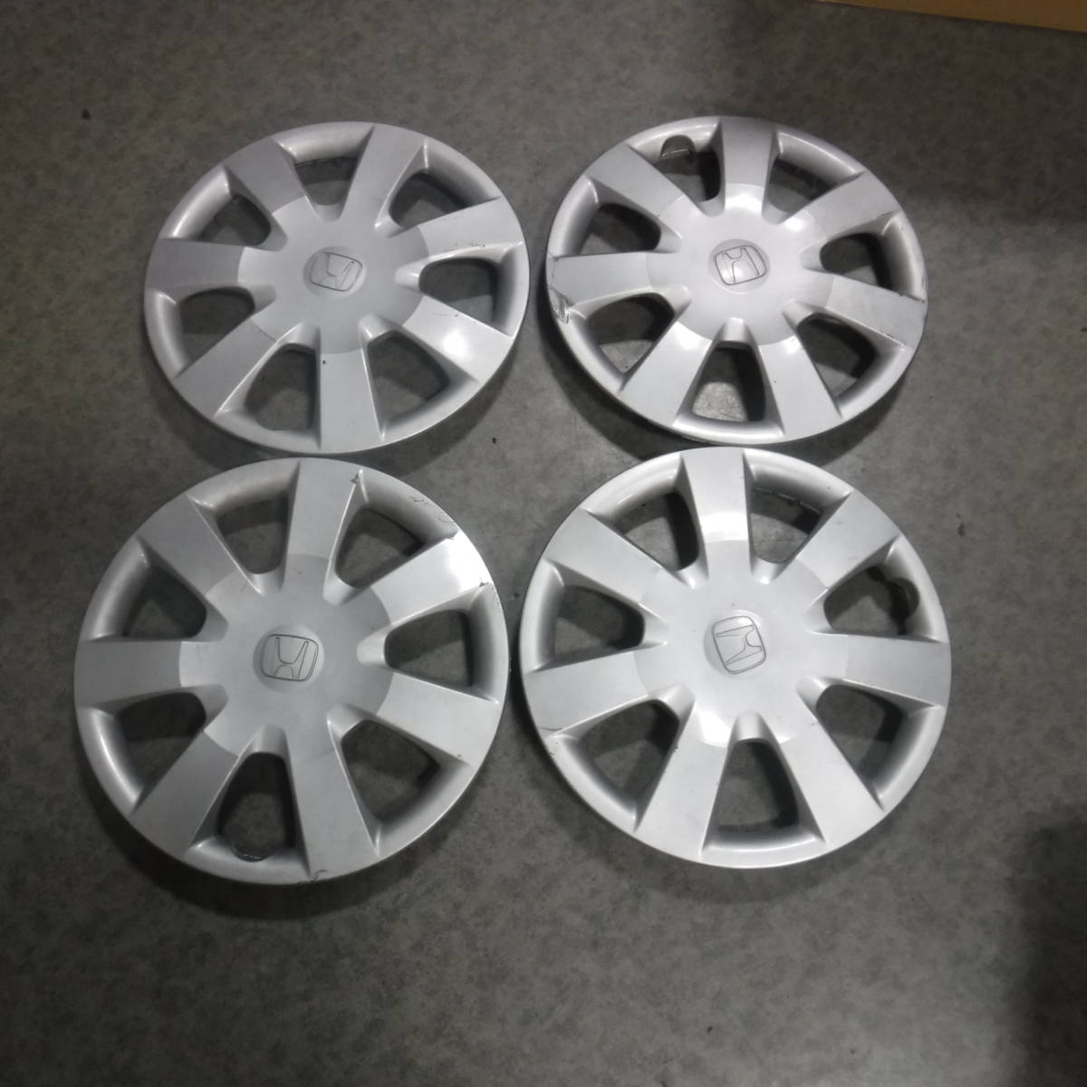 ホンダ純正ホイール カバーNBOXホイルカバー13インチ センター カバー4枚セット ホイル キャップNボックスN-BOX拍卖