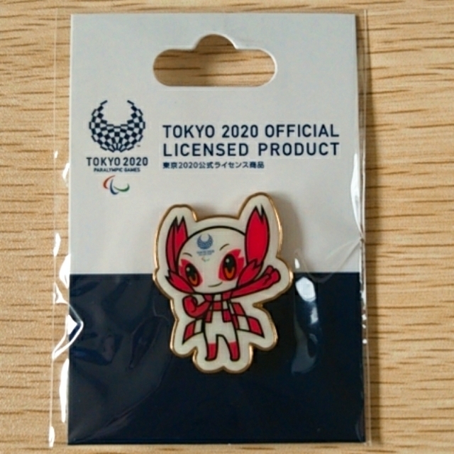 【送料無料】東京パラリンピックマスコット ソメイテイ ダイカットピンバッチ拍卖