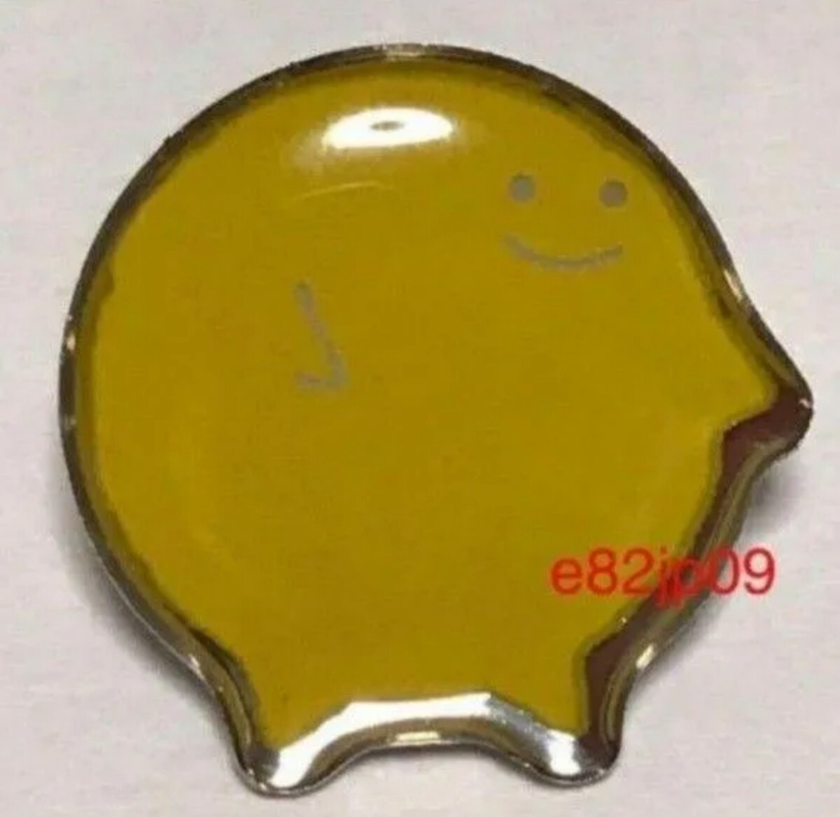 manaca【新品】黄色い丸 ピンバッジ 正規品 名古屋市交通局 マスコット ゆるキャラ マナカ manaka 懸賞当選品 非売品 交通系 キャラクター拍卖