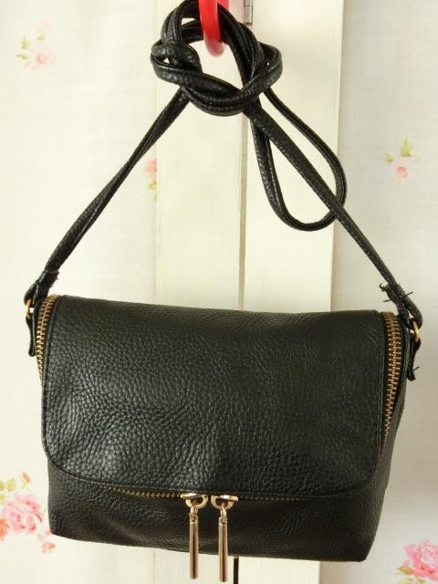 送料230円 美品!H&M 黒合皮 ポシェット 斜め掛け拍卖
