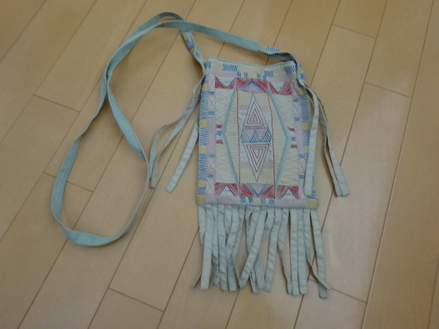 イッセイミヤケ TaMaSHa タマシャ ショルダーバッグ カバン スマホ入れ ポーチ拍卖