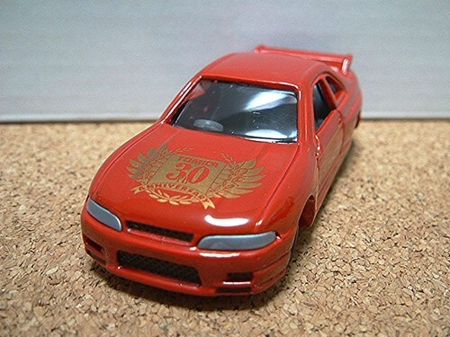 トミカ スカイライン GT-R V-spec BNR33(レッド)30周年イベント会場セット3000拍卖
