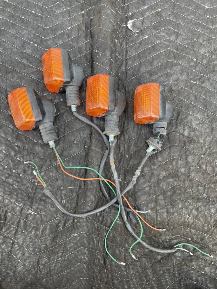 ホンダ CBX250 ウインカー 4点 前後左右 大阪より 一台解体 拍卖