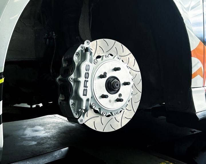 【新品】HONDA CIVIC FK7 FK8 FL1 FL5 2Pローター330mm 17インチ対応 ブレーキキット 4pot キャリパー BRSS ワンオフ製作可能拍卖