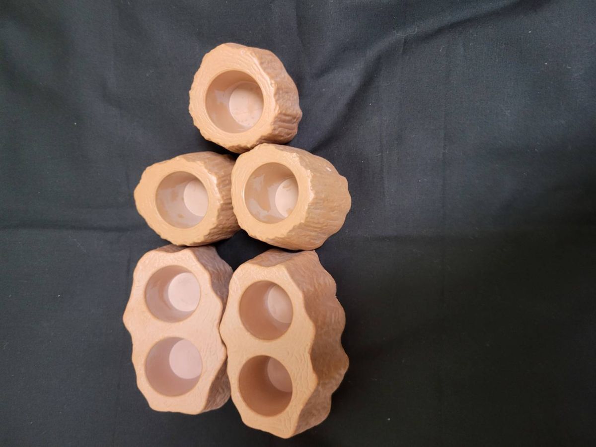 ゼリーホルダーツイン2個 シングル3個クワガタ カブトムシ 昆虫 オオクワガタ 小動物 ハムスター モモンガ ハリネズミ拍卖