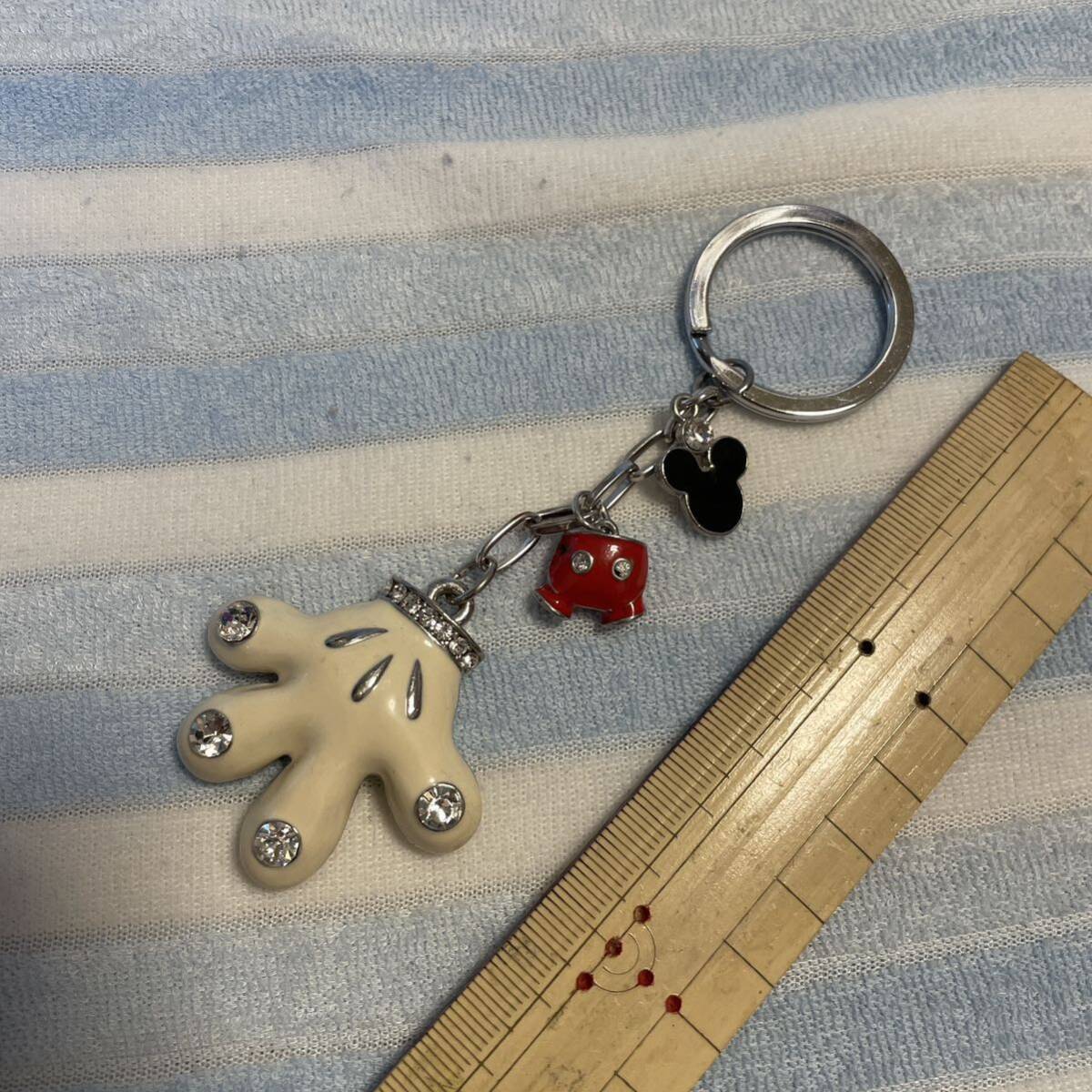 【送料無料】ミッキー キーホルダー 重量感あり ミッキーマウス ディズニー バッグチャーム拍卖