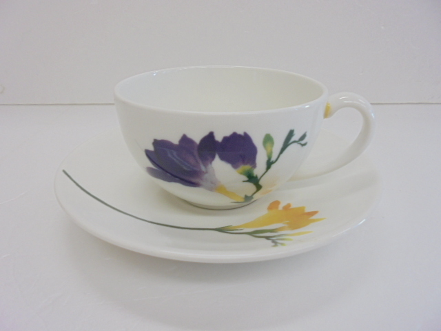 【KCM】□inte-45-2s★ワケあり保管品★【WEDGWOOD/ウェッジウッド】 ペインテッドガーデン ラージ ティーカップ 0.25L×ソーサー拍卖
