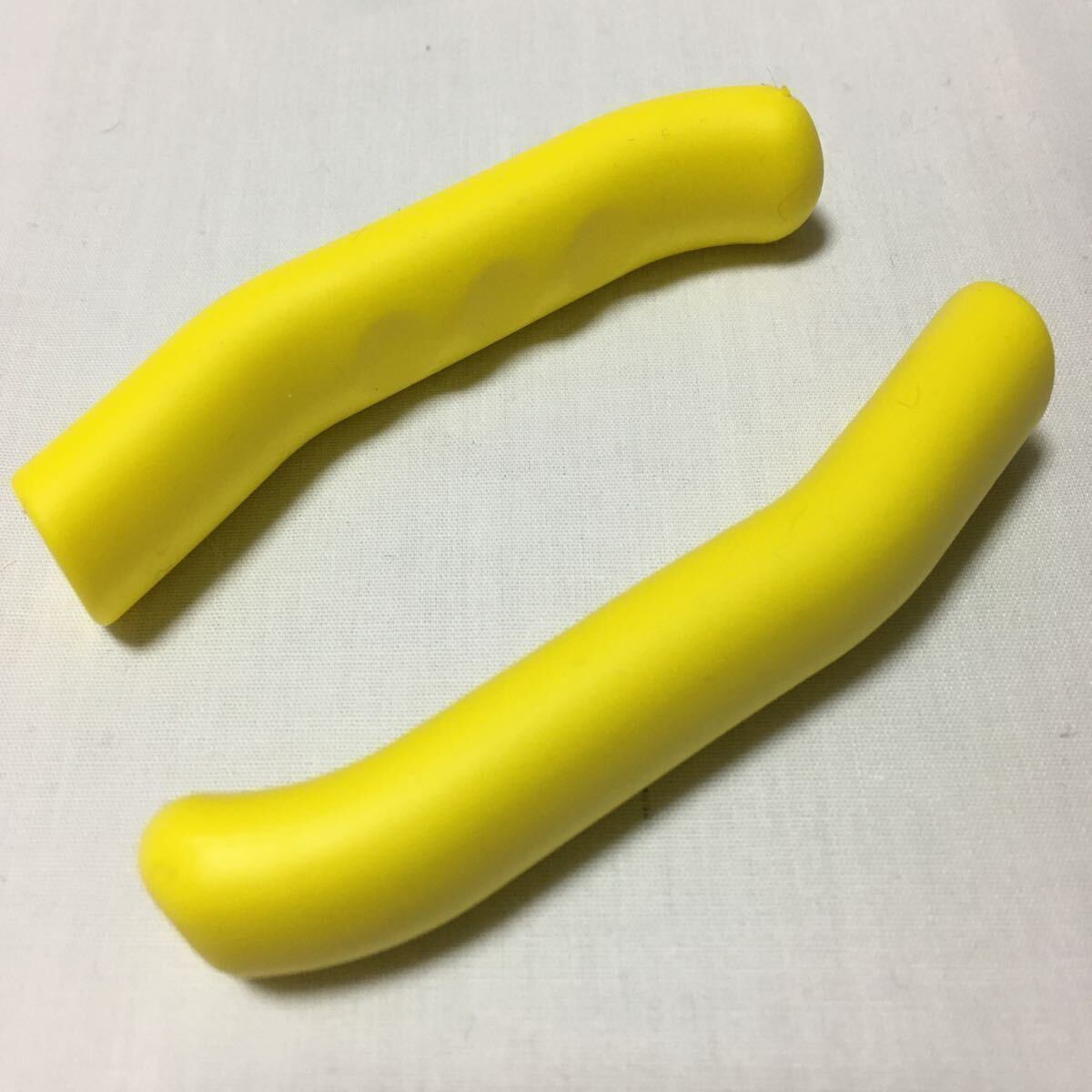 ☆ 新品!! 自転車 ブレーキレバー 保護カバー 黄 2個 ☆拍卖