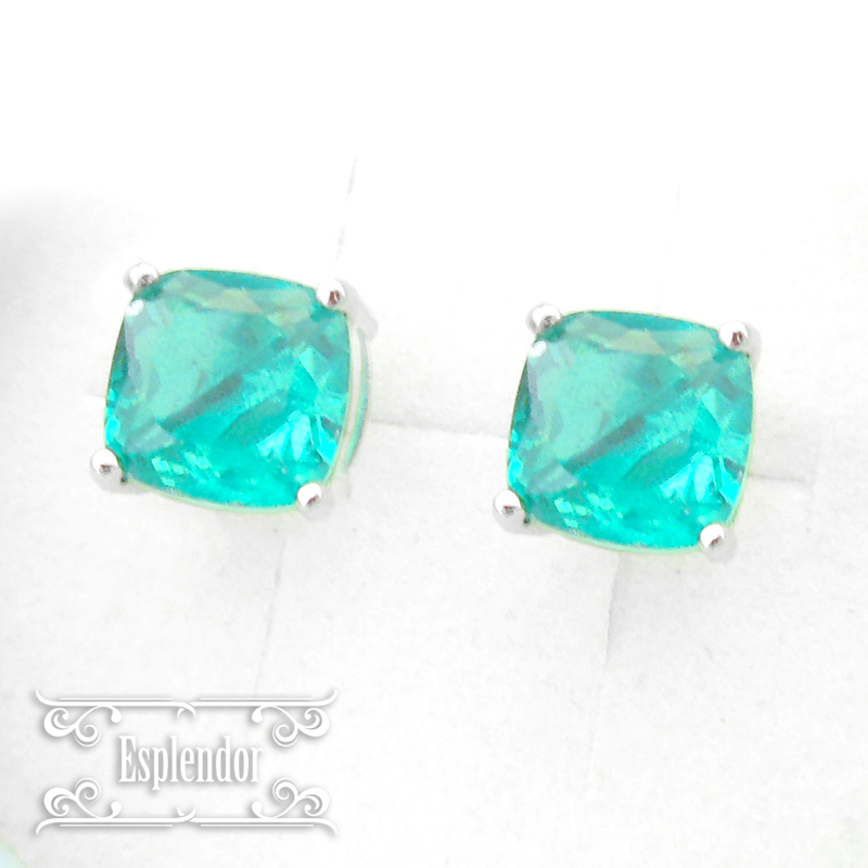 アフリカ産 宝石質 天然 ネオンブルーグリーンアパタイト(スクエア) 一粒ピアス拍卖