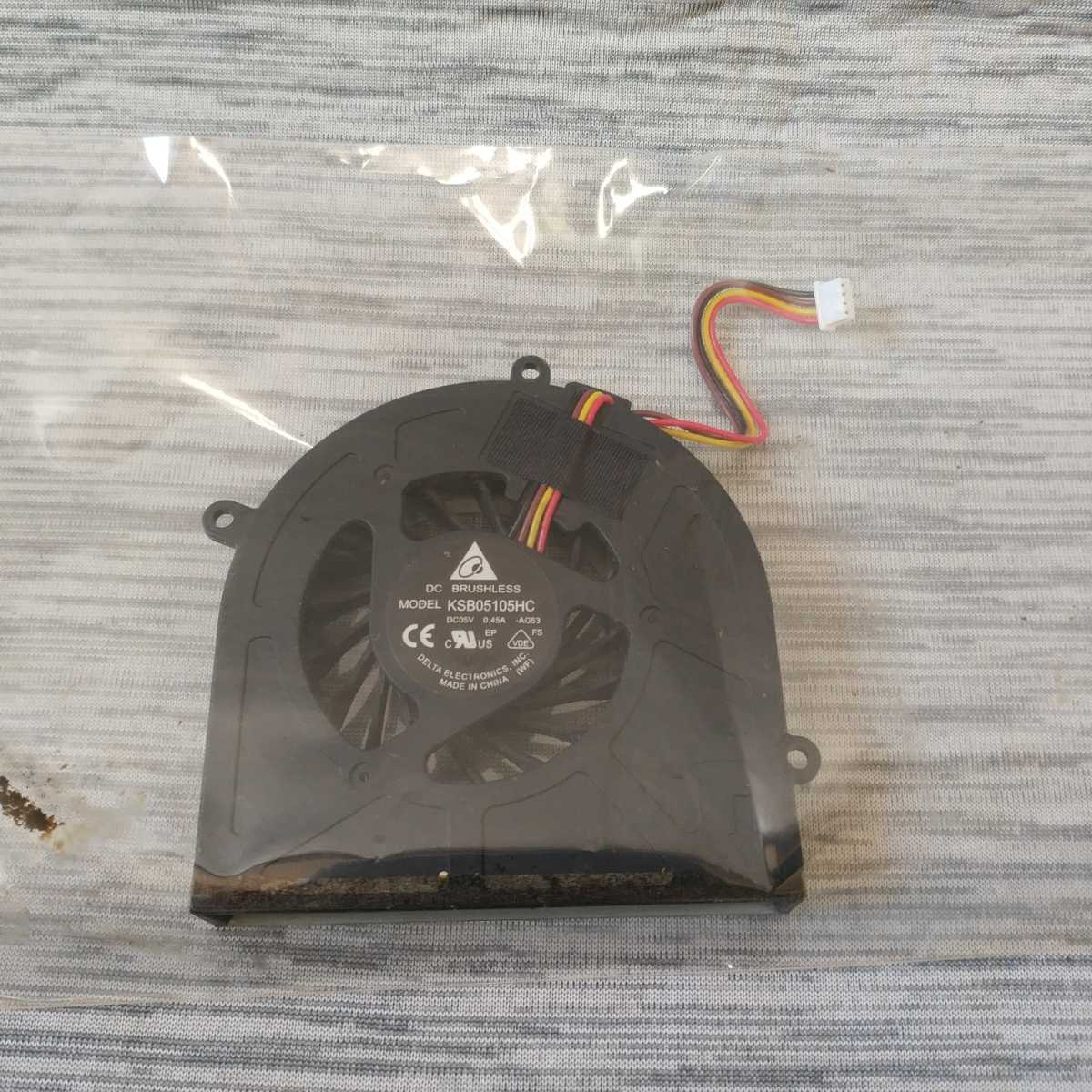 岐阜 即日発 速達可 ★ Lenovo G570 4334/G470/G475/G575 等用 CPU 冷却ファン ★ KSB05105HC-AG53 DC5V 0.45A ★ 動作確認済 F790拍卖