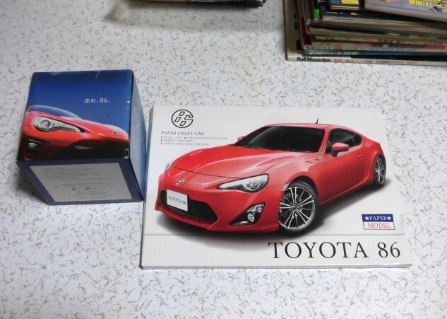 ◆トヨタ 初代86 新発売時の非売品グッズ 2点 当時物 箱ティッシュ&86ペーパークラフト TOYOTAにて◆拍卖