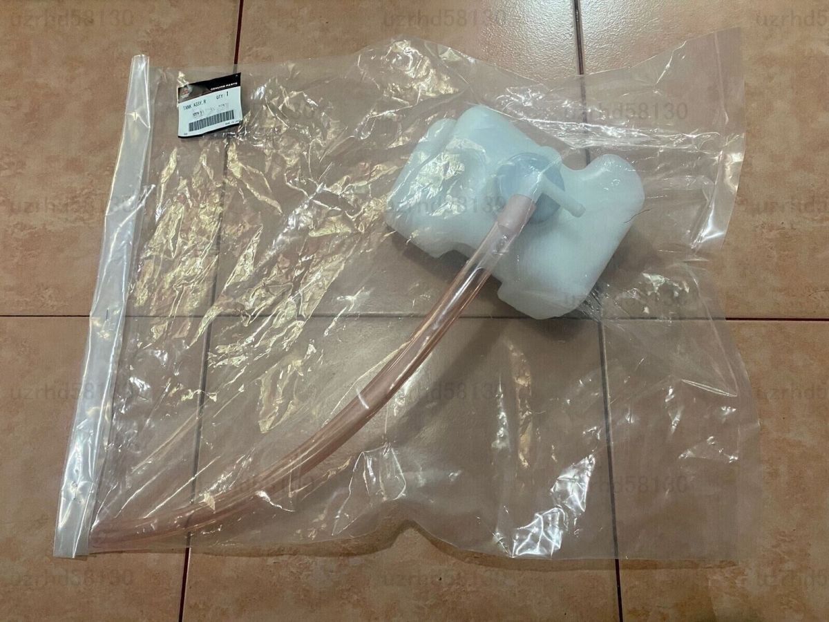 三菱純正 ランエボ CN9A CP9A ラジエータ リザーブタンク リザーバー サブタンク ランサーエボリューション 4 5 6 MITSUBISHI拍卖