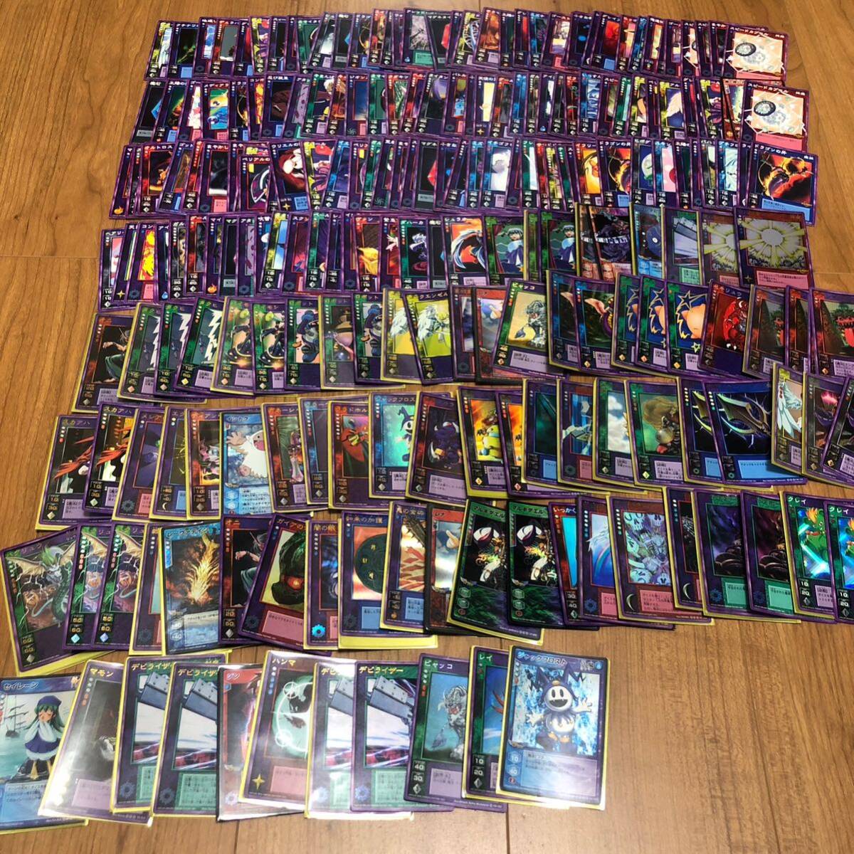 真・女神転生 カード ノーマル 120枚以上 キラ45枚あり  まとめ売り拍卖