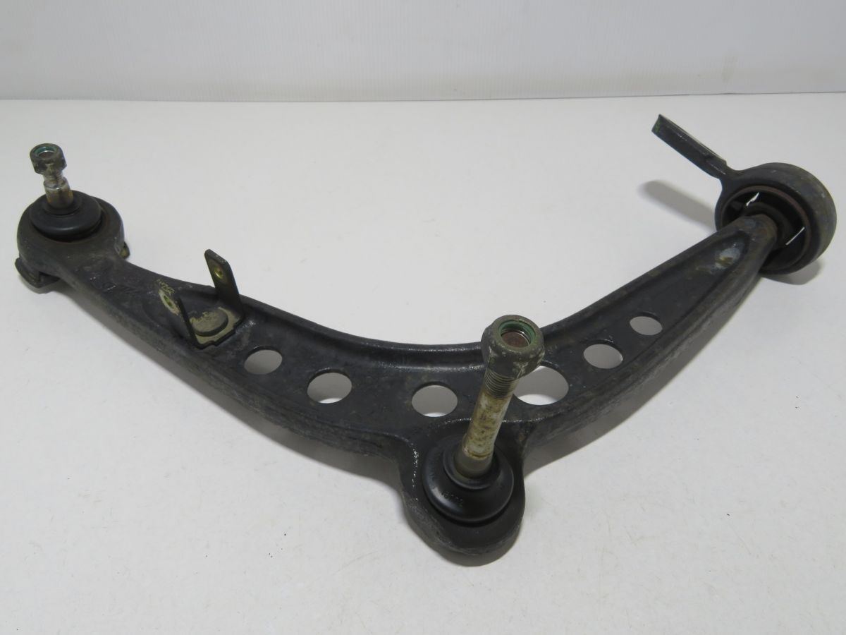 24-18-37 BMW Z3 ロードスター CH19 E36 右H AT 【 フロント 右 ロアアーム 】拍卖