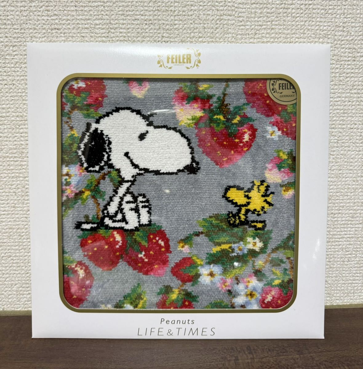 フェイラー×スヌーピー コラボハンカチ【ストロベリーフィールド】縁レッド 未開封 新品 シェニール織拍卖