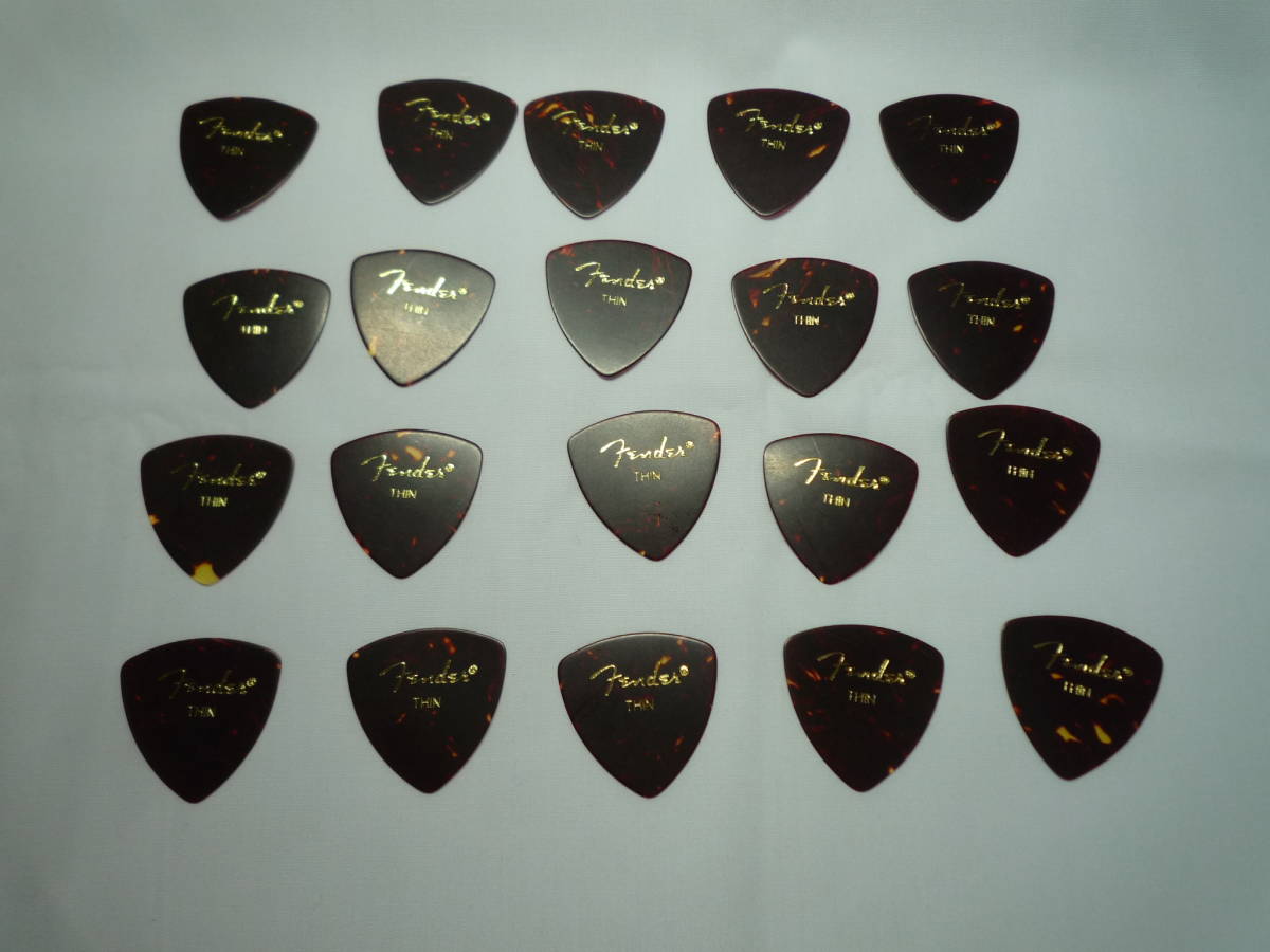 未使用品 フェンダー ピック THIN20枚セット(オニギリTべっ甲柄)拍卖