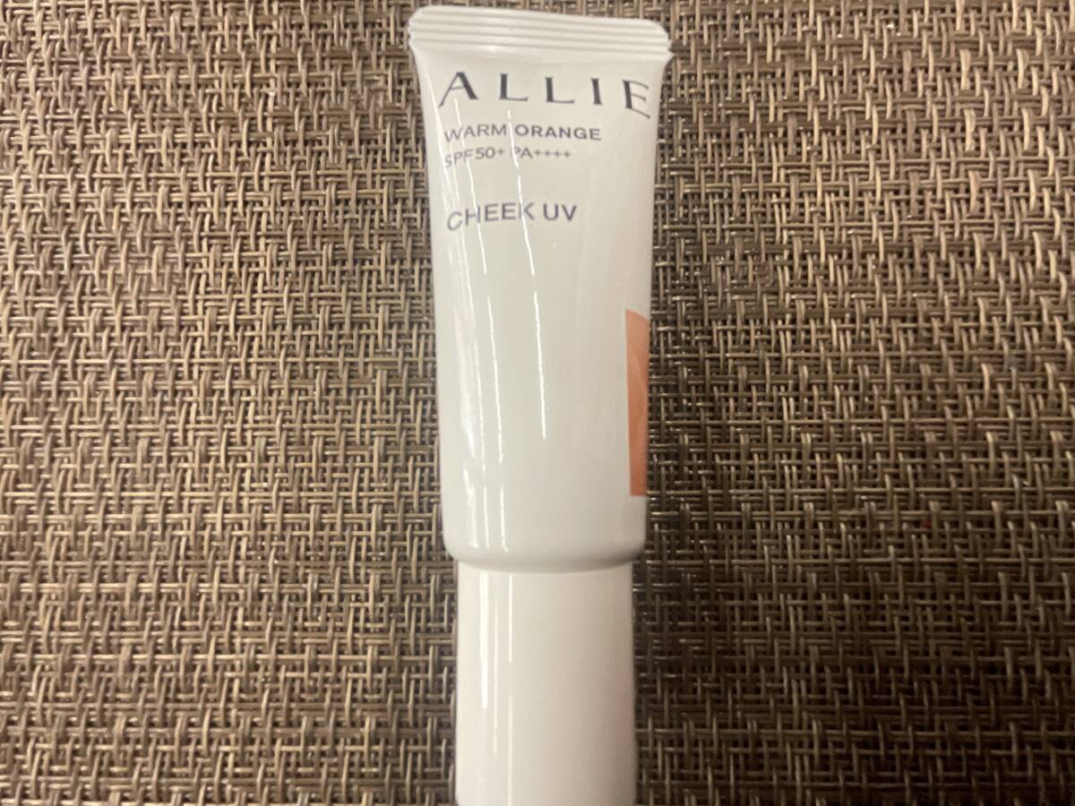カネボウ アリィー クロノビューティ カラーオン UV チーク 02 日焼け止め ジェル 未使用 即決 早い者勝ち 送料無料拍卖