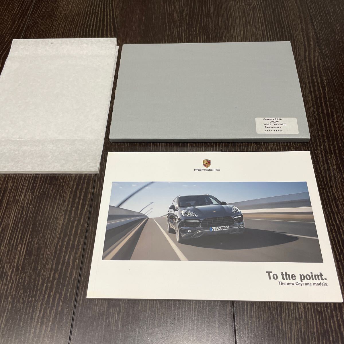 【即決】【専用ケース付き】ポルシェ カイエン (958) 2010年2月 カタログ 諸元表 Porsche Cayenne拍卖