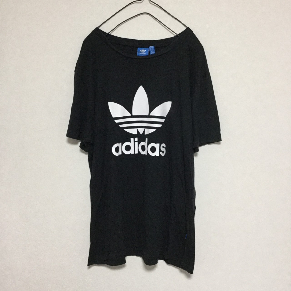 adidas originals アディダス Tシャツ ロゴ チューリップ 黒 ブラック拍卖
