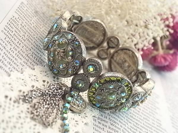 ◆未使用★エスニック風ラインッストーンブレスレット グリーン拍卖