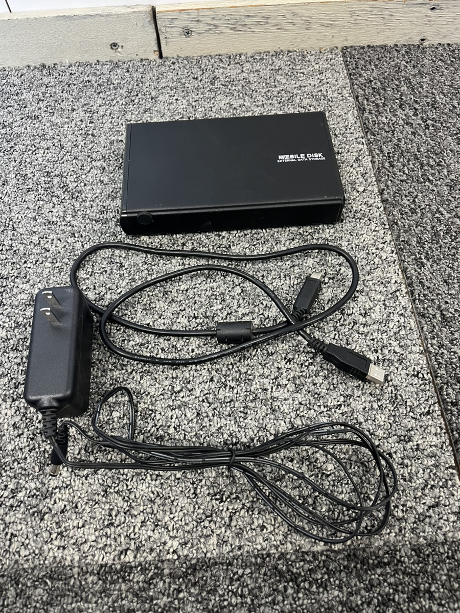 【TD28】MOBILE DISK EXTERNAL DATA STORAGE 拍卖