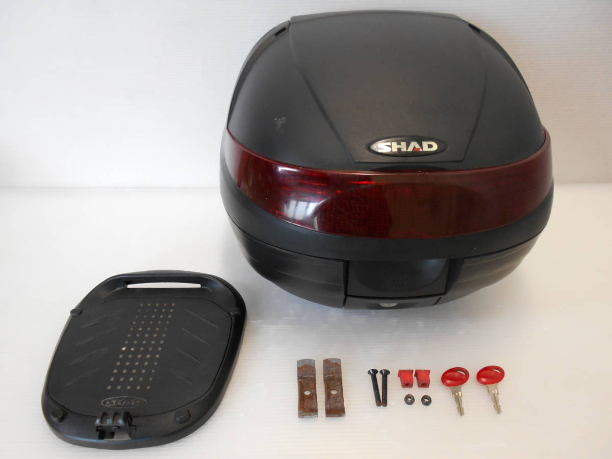 120 SHAD SH29 テールボックス 8146(リアボックス アドレス アクシス シグナス スウィッシュ ディオ NMAX PCX JOG タクト レッツ拍卖