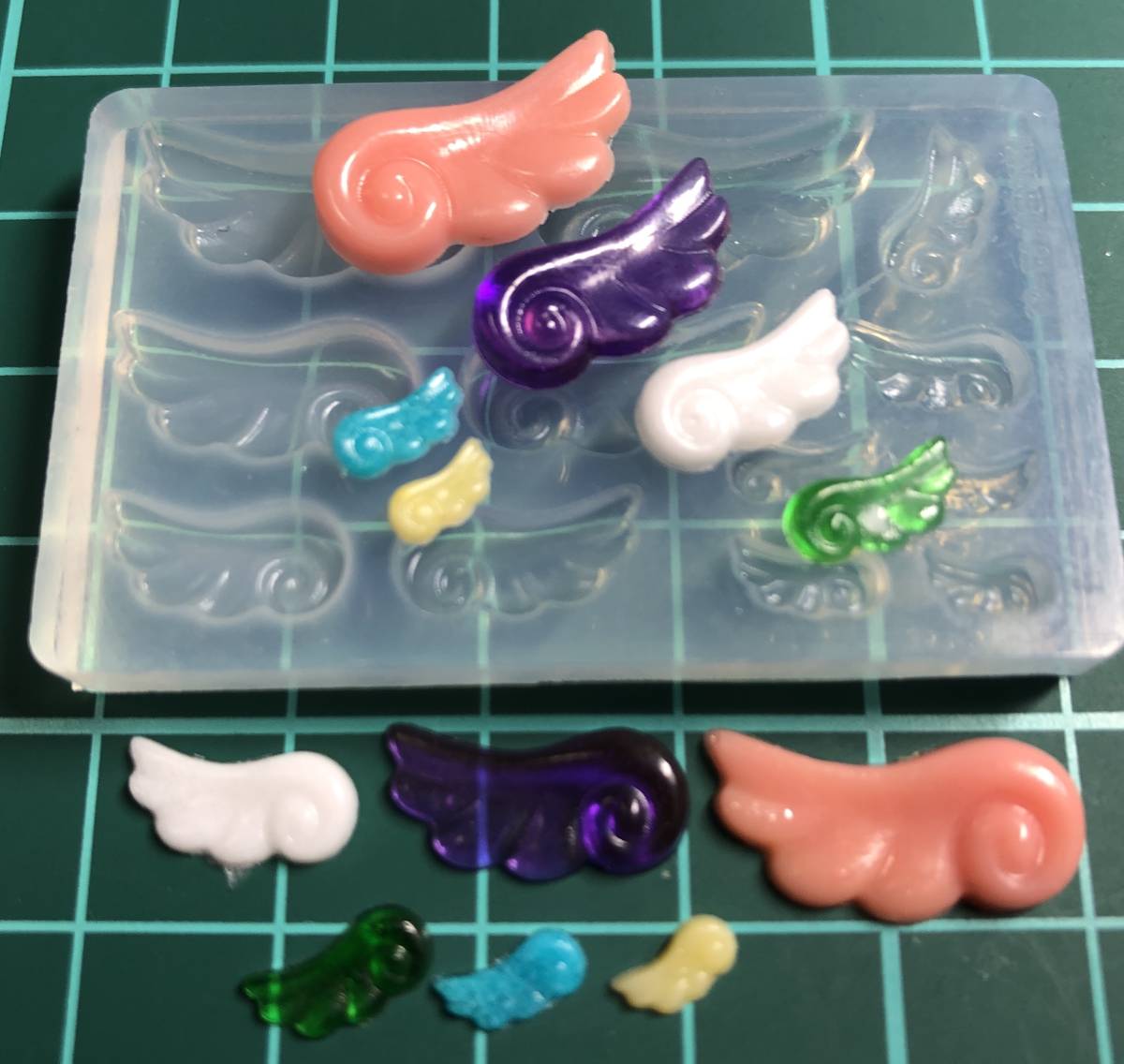 【天使の羽 6サイズ×2個同時に作れます エンジェル】シリコンモールド、型、ネイル、パーツ、髪飾、即決拍卖