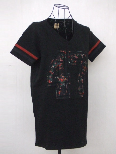 【お買得!】★ZARA/ザラ★半袖Tシャツ 黒 花柄 サイズUSA・S 日本のサイズM相当拍卖