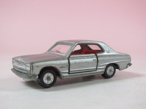 68997■トミカ 21-1-8 スカイライン2000GT 1E カシメ拍卖