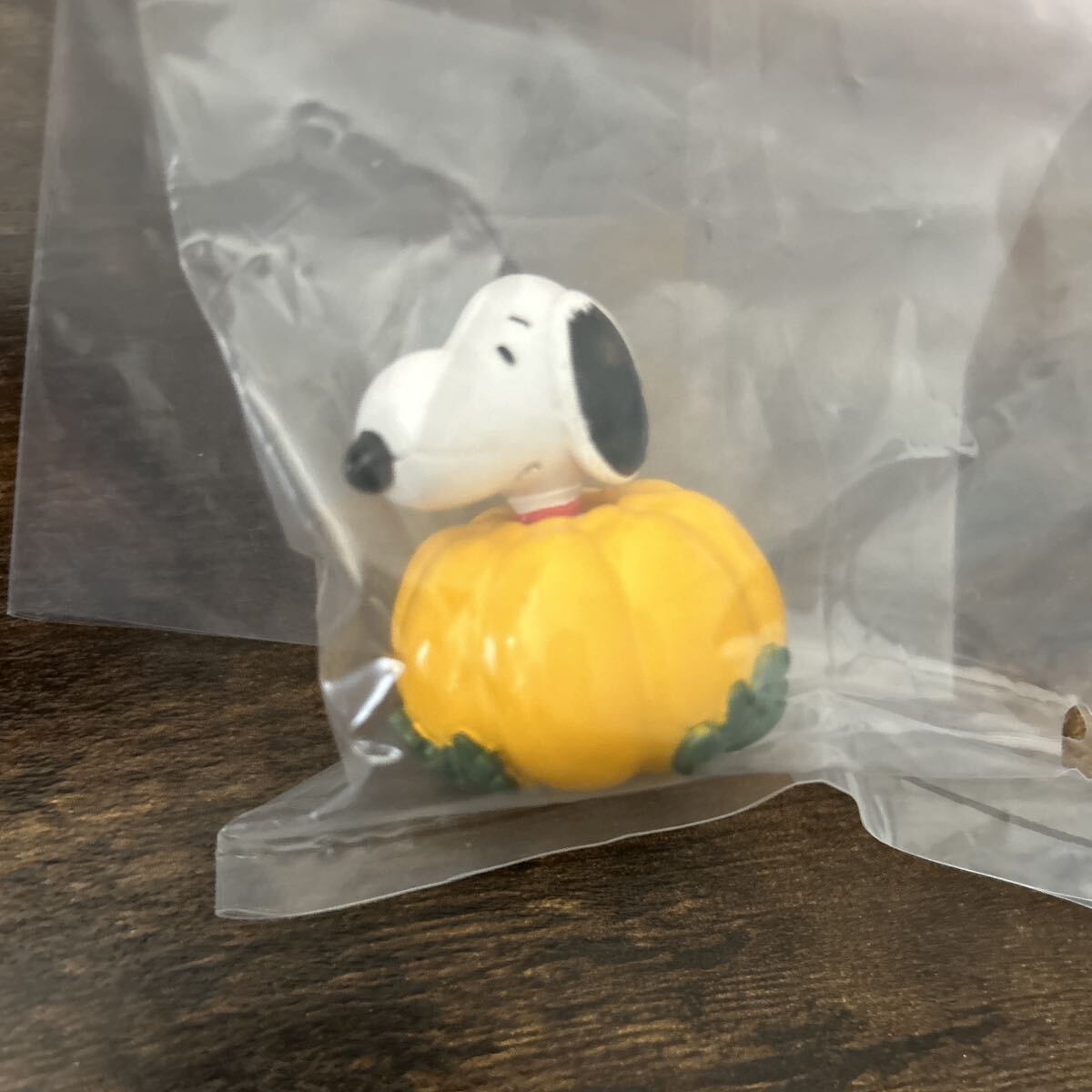 シェイキー!ピーナッツ バブルヘッドドール Part2 パンプキン スヌーピー ガチャガチャ カプセルトイ拍卖