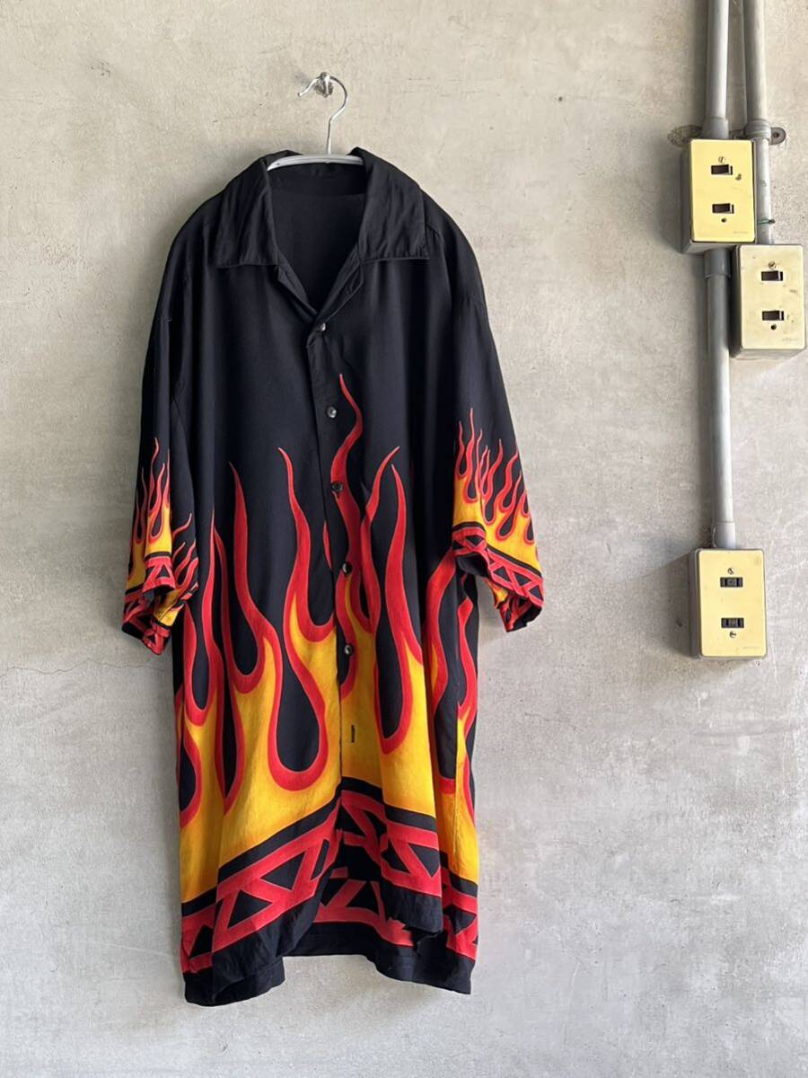 90s 90年代 00s 2000年代 ファイヤーパターン ビンテージ 古着 半袖 シャツ ストリートOLDスケートユーロ EURO コットン 綿 ーレーヨン拍卖