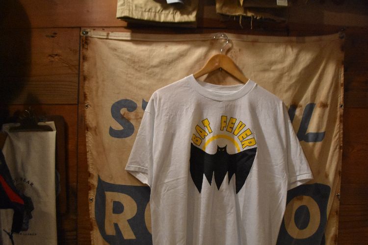 デッドストック◎80sビンテージHEALTHKNITヘルスニットボディ半袖クルーネックBATFEVERプリントTシャツXL白ホワイトアメカジストリートw70拍卖