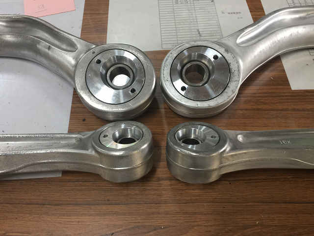 Z33 フェアレディZ フロントキャンバー偏芯ピロ ロアアームメンバー部偏芯ピロ スーパーナウ拍卖