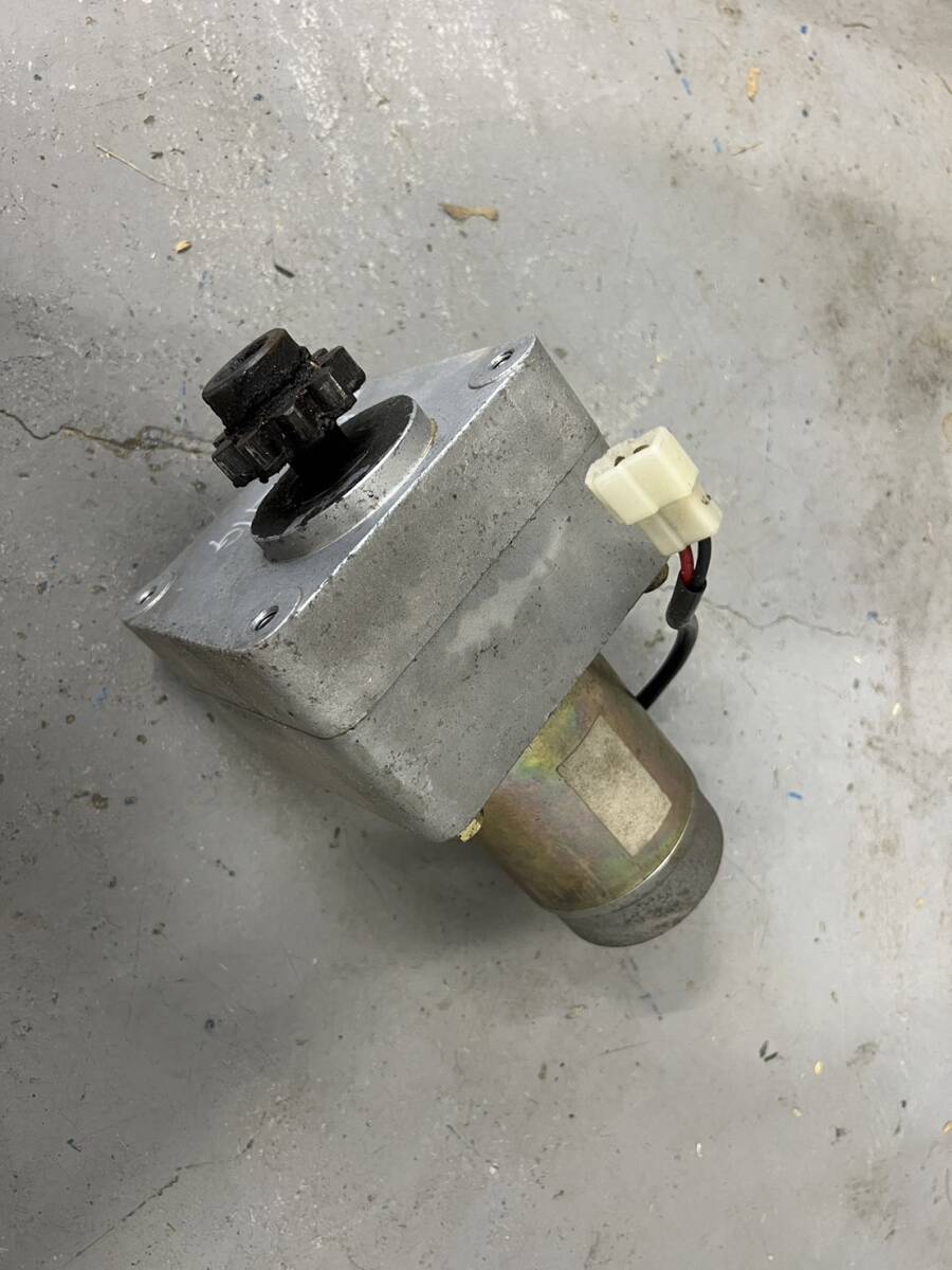 ★福島発 クボタ コンバイン R1-211G外し オーガ旋回モーター★拍卖