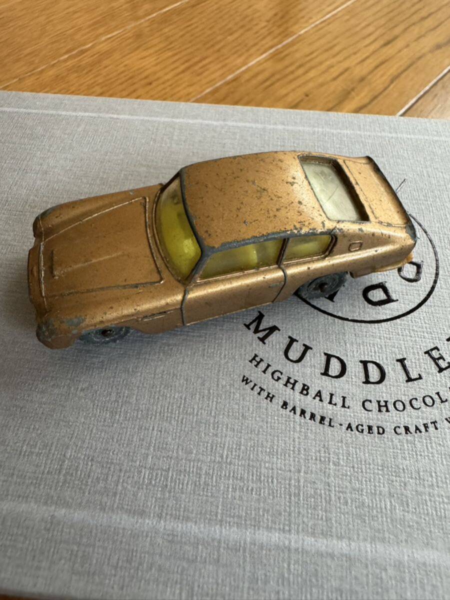 HUSKY アストンマーチン DB6 ルース品拍卖