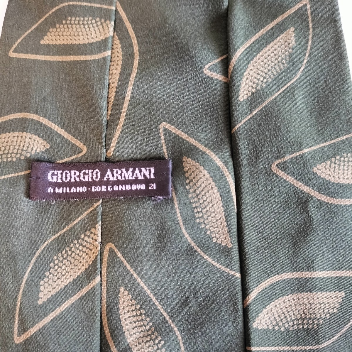 GIORGIO ARMANI(ジョルジオアルマーニ)グリーンデカ菱形ネクタイ拍卖