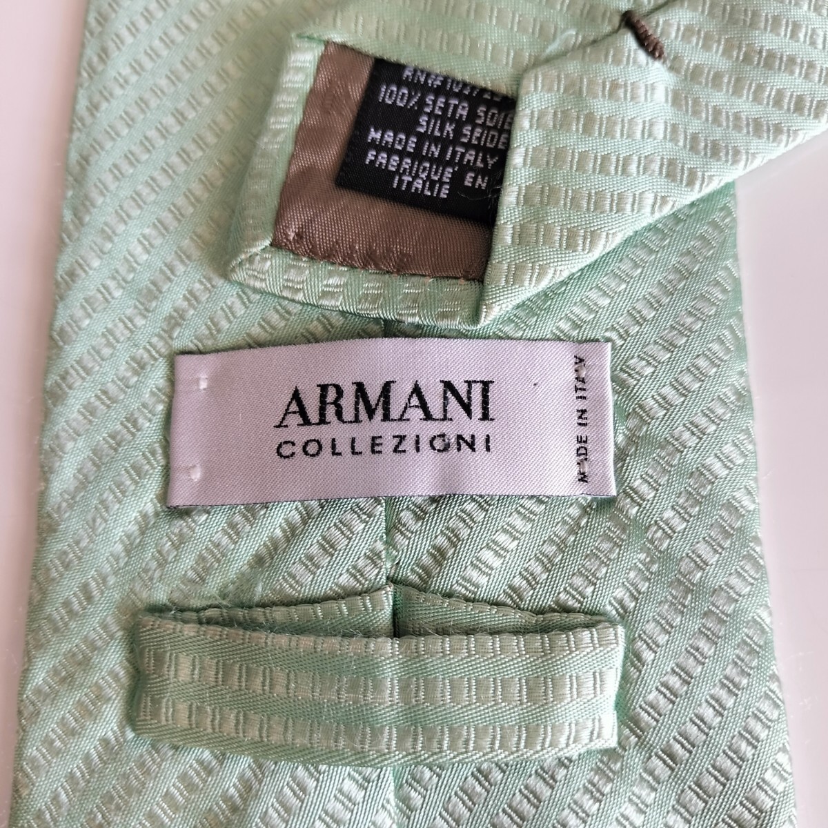 ARMANI COLLEZIONI(アルマーニコレツォーニ)ライトグリーンネクタイ拍卖