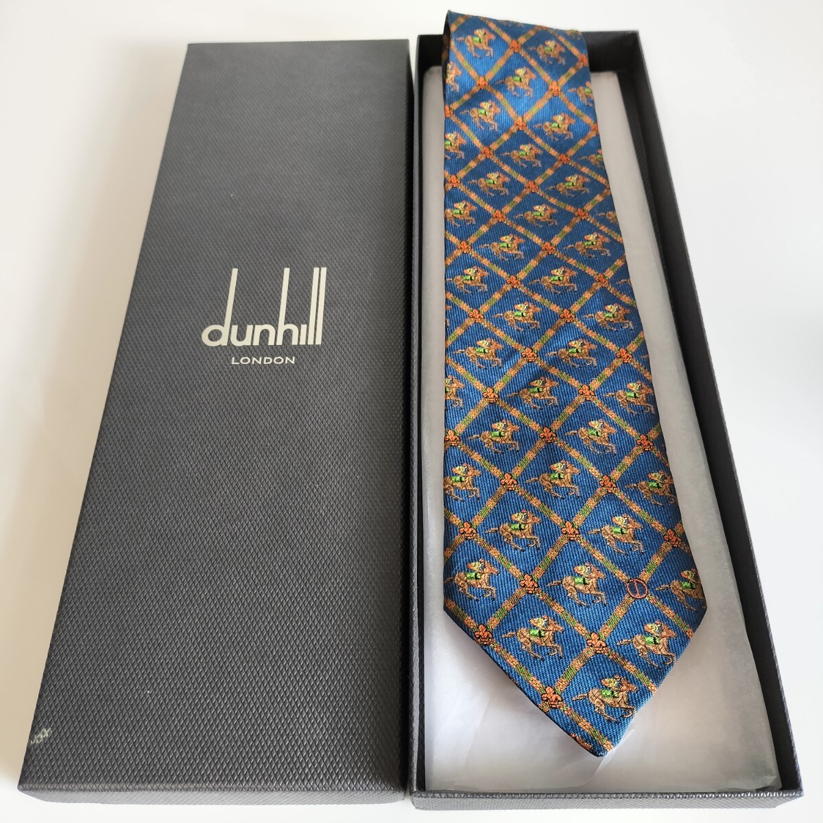 ダンヒル(Dunhill)紺緑茶馬人乗りチェックDロゴネクタイ拍卖