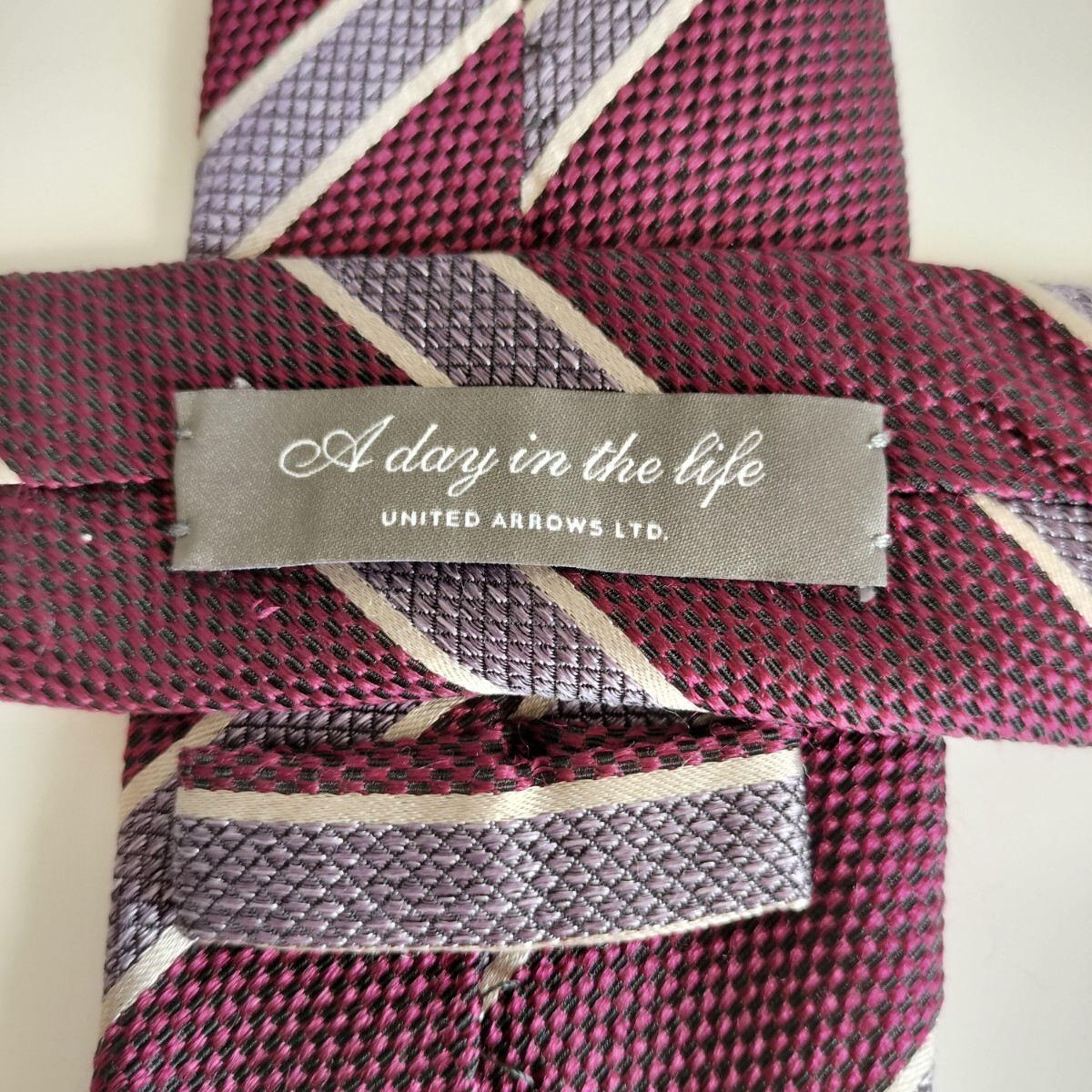 ユナイテッドアローズ(UNITED ARROWS)ボルドー紫ストライプネクタイ拍卖