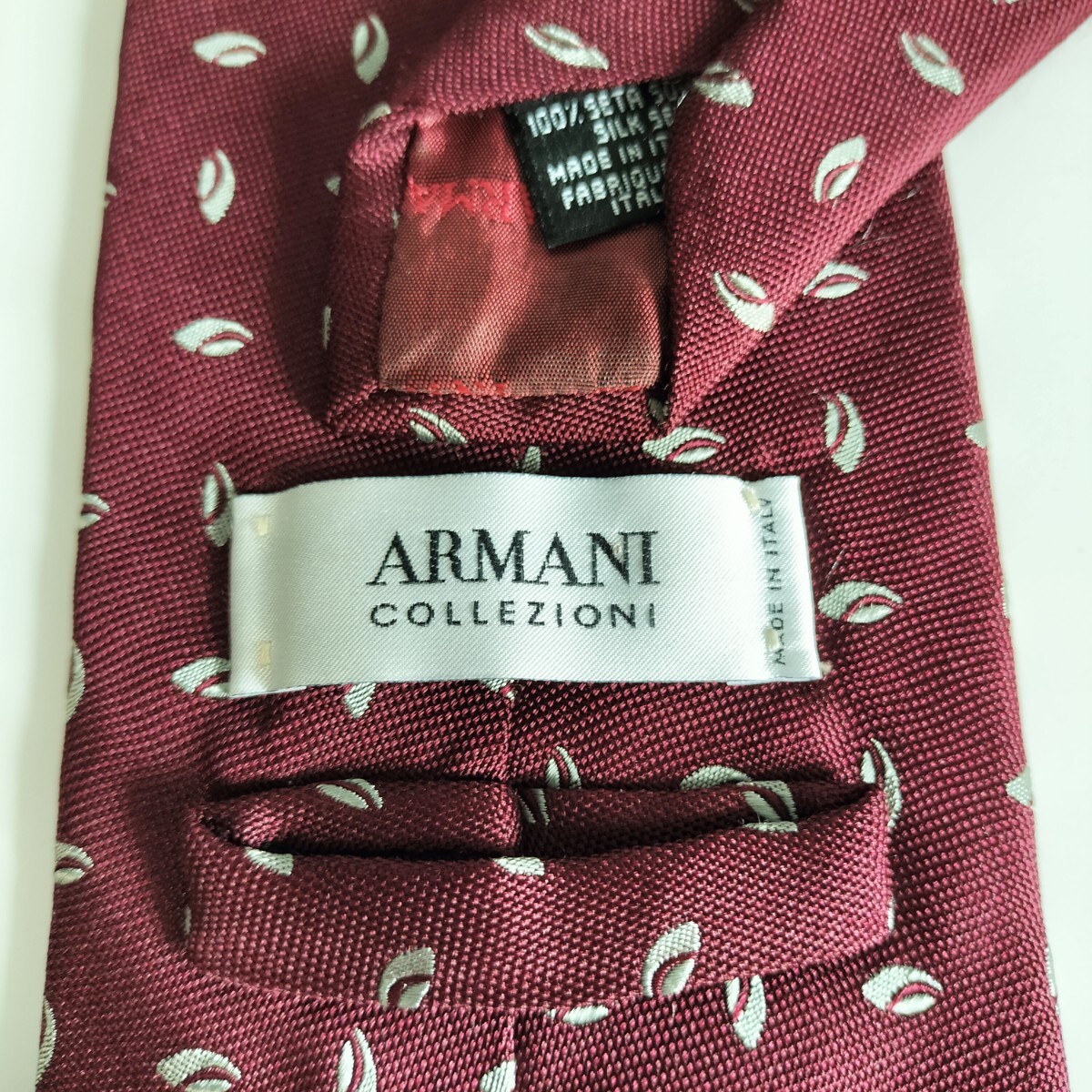 ARMANI COLLEZIONI(アルマーニコレツォーニ)赤細丸ドットネクタイ拍卖
